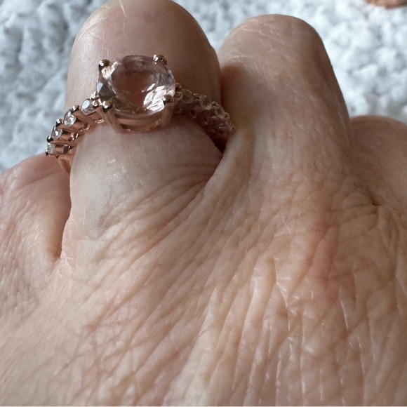 Peach  Morganite 10kt Ring - Picture 6 of 12